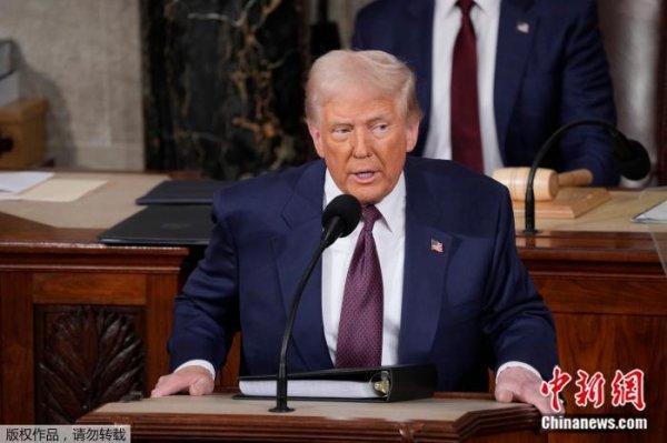 邦乾配倍 特朗普回应两架美军机在南海坠毁：可能是燃油质量问题